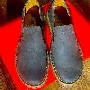 Born men's casual loafers 10-1/2 D NEW
